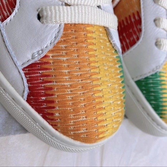 Soludos Womens Low Top Sneakers Rainbow Stripe Embroidered Organic Cotton Size 7 - Picture 6 of 16